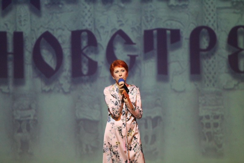 Оксана Сташенко согрела своим теплом сердца зрителей Красного Эха и Кольчугина 